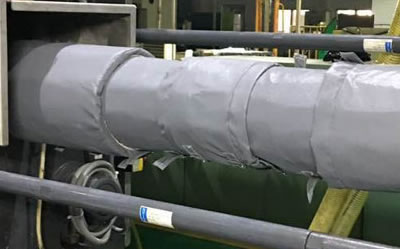 注塑機(jī)<a href=http://www.0277509.cn/e/tags/?tagname=%E4%BF%9D%E6%B8%A9%E8%A1%A3 target=_blank class=infotextkey>保溫衣</a>的好處