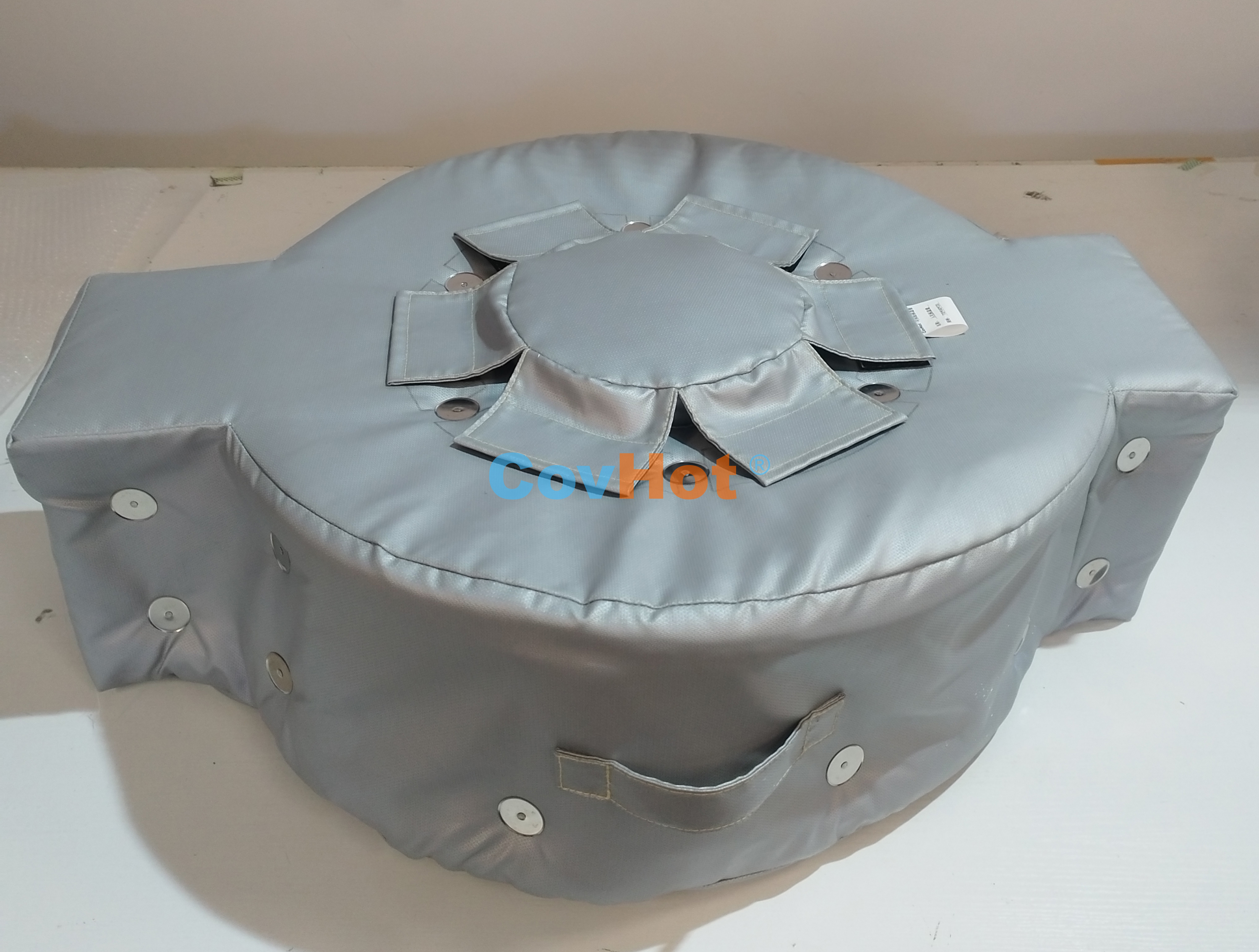 人孔<a href=http://www.0277509.cn/e/tags/?tagname=%E4%BF%9D%E6%B8%A9%E9%9A%94%E7%83%AD target=_blank class=infotextkey>保溫隔熱</a>,可拆卸工業(yè)<a href=http://www.0277509.cn/e/tags/?tagname=%E8%AE%BE%E5%A4%87%E4%BF%9D%E6%B8%A9 target=_blank class=infotextkey>設(shè)備保溫</a>套